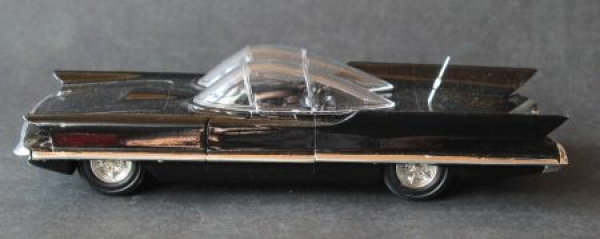 Lincoln Futura Conceptcar Batmobil 1955 Plasticmodel (8204)
